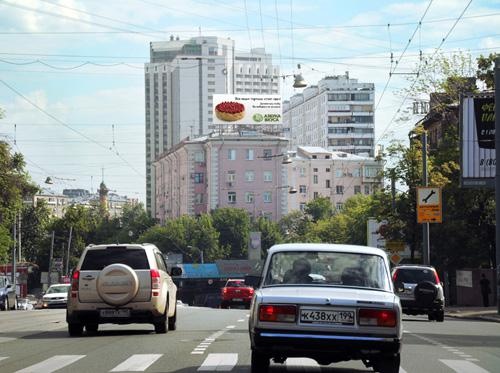 Брендмауер 12x5,  ул. Русаковская ул., 18/20